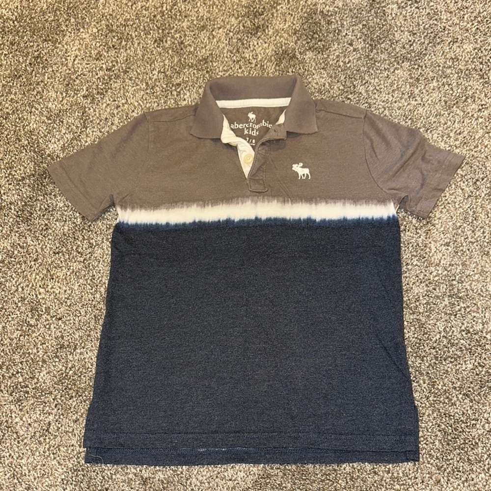 Abercrombie Kids Gray and Black Polo with Classic Design